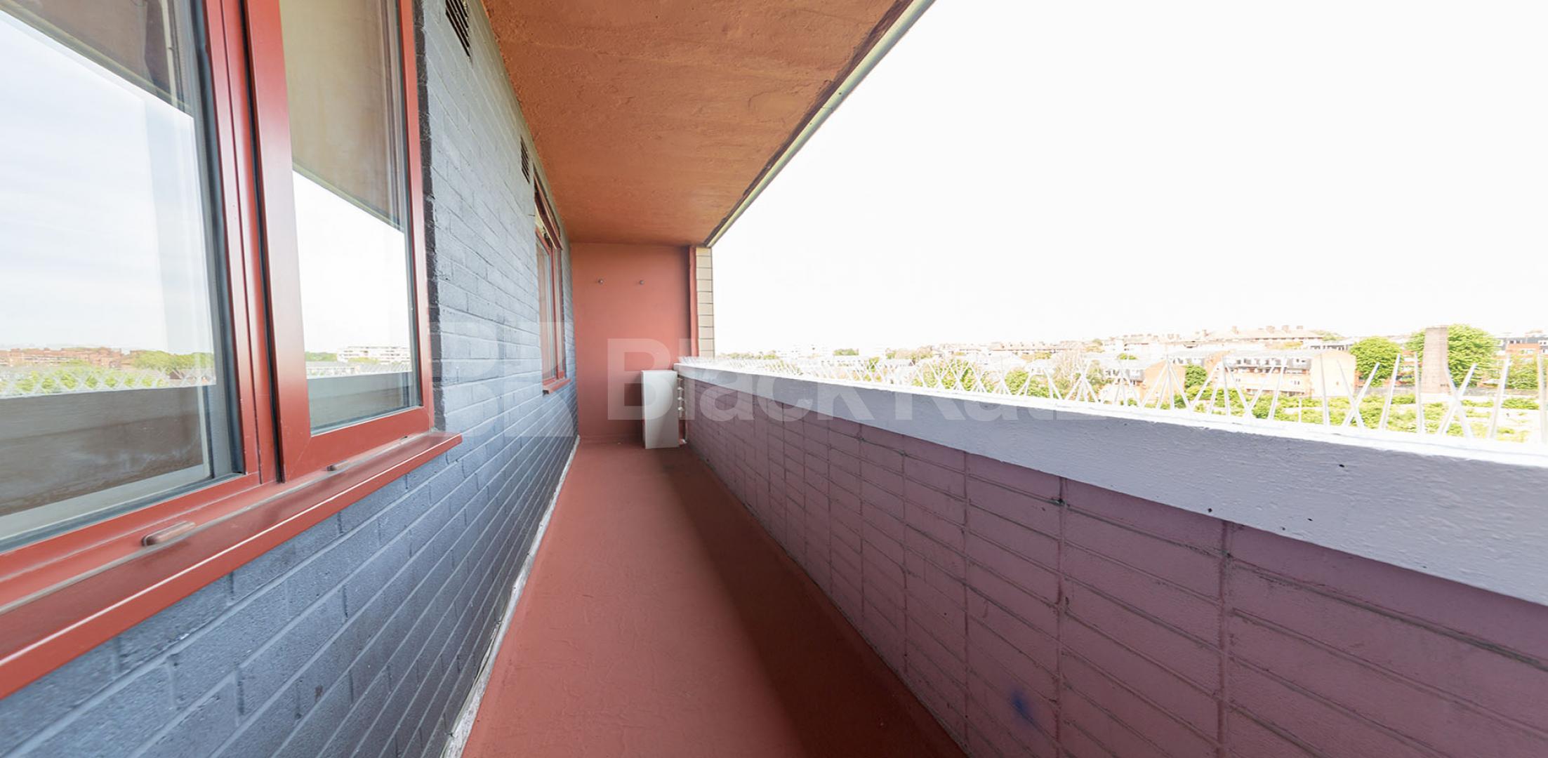 			NEW INSTRUCTION!, 3 Bedroom, 1 bath, 1 reception Apartment			 Collier Street, KINGS CROSS / ISLINGTON